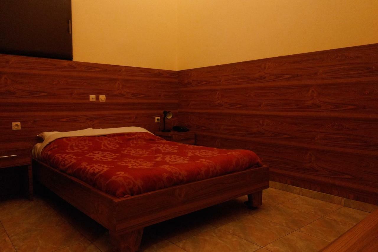 Petit Motel Beijing 아비장 외부 사진